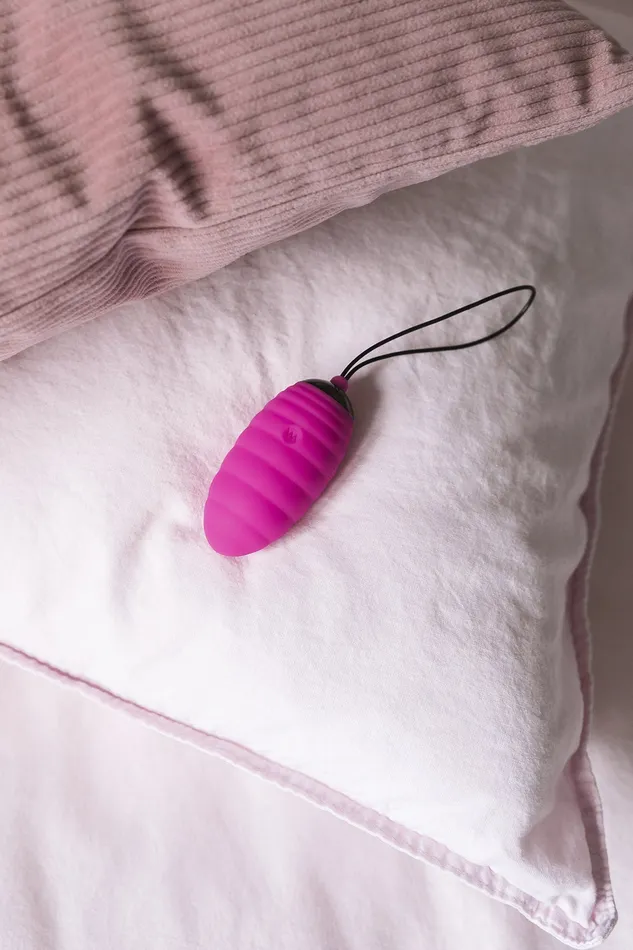 Female Sex Toys ADRIEN LASTIC OCEAN BREEZE BULLET WITH REMOTE